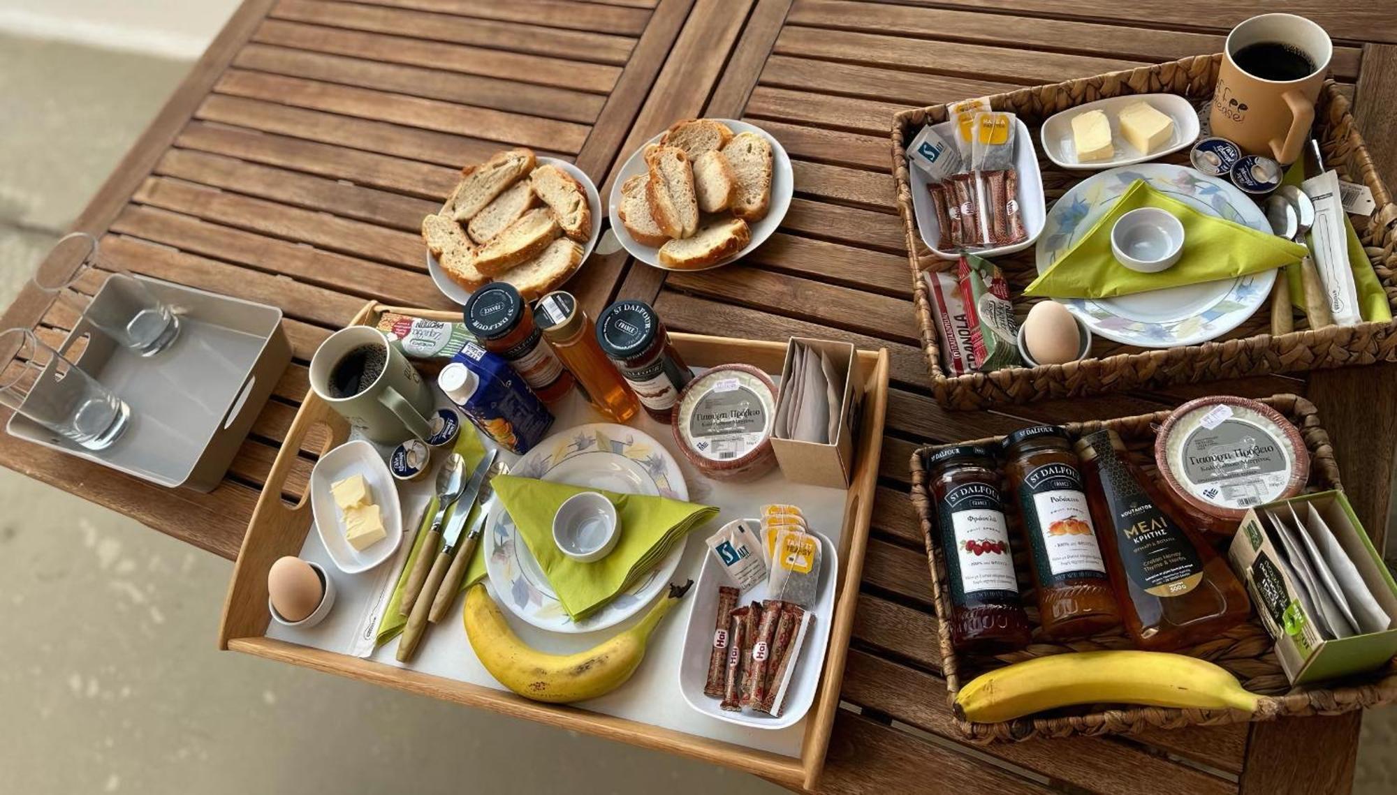 Almyris Hotel Adamantas Eksteriør billede