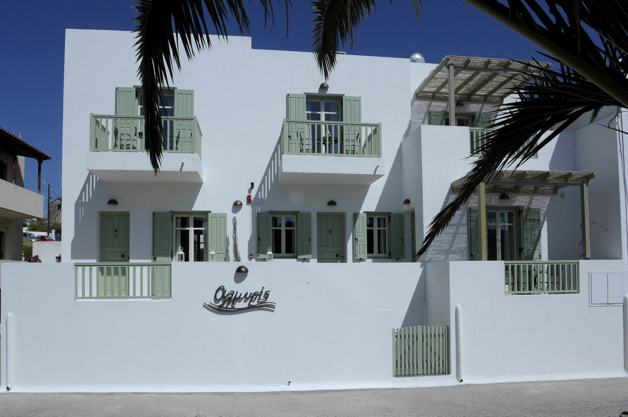Almyris Hotel Adamantas Eksteriør billede
