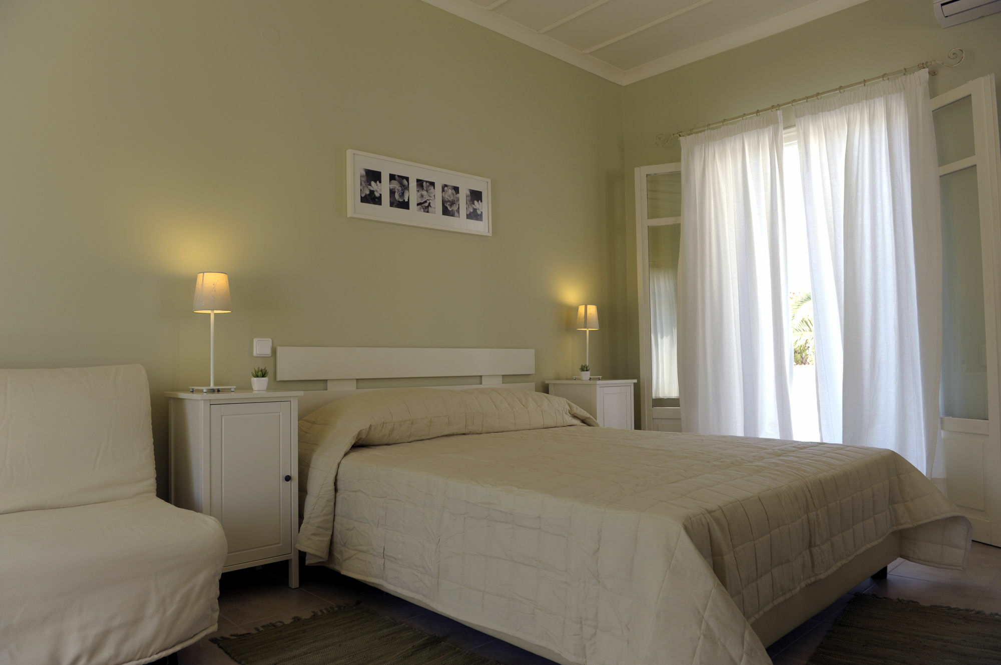 Almyris Hotel Adamantas Eksteriør billede