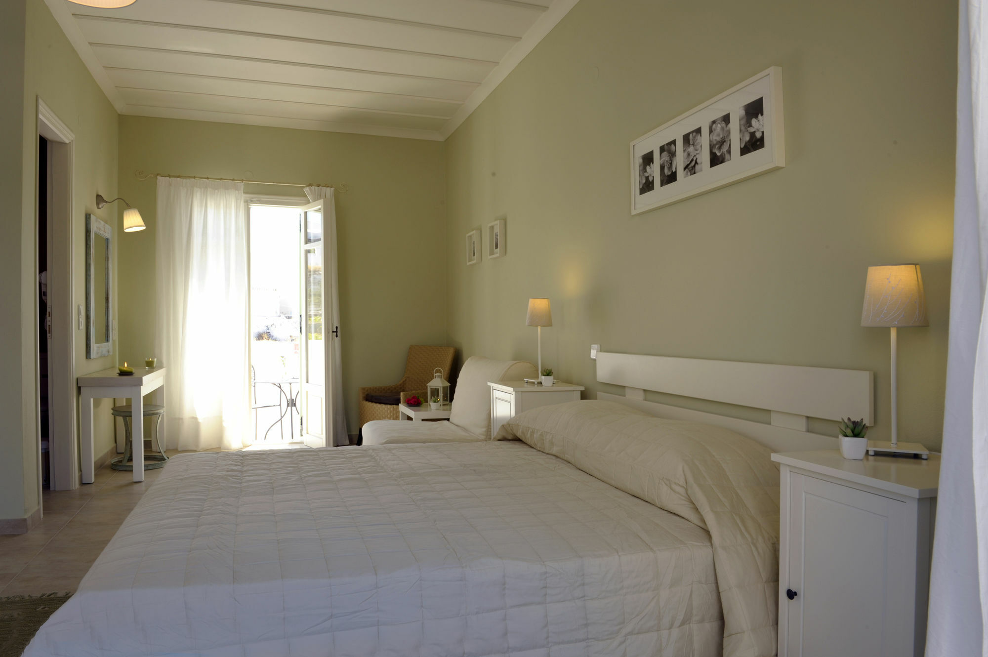 Almyris Hotel Adamantas Eksteriør billede